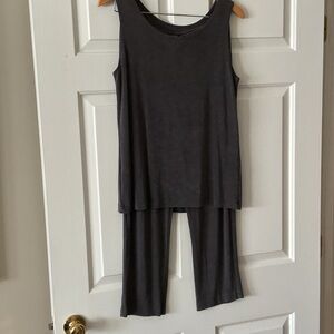 Women's Sleeveless Gray Lounge Set